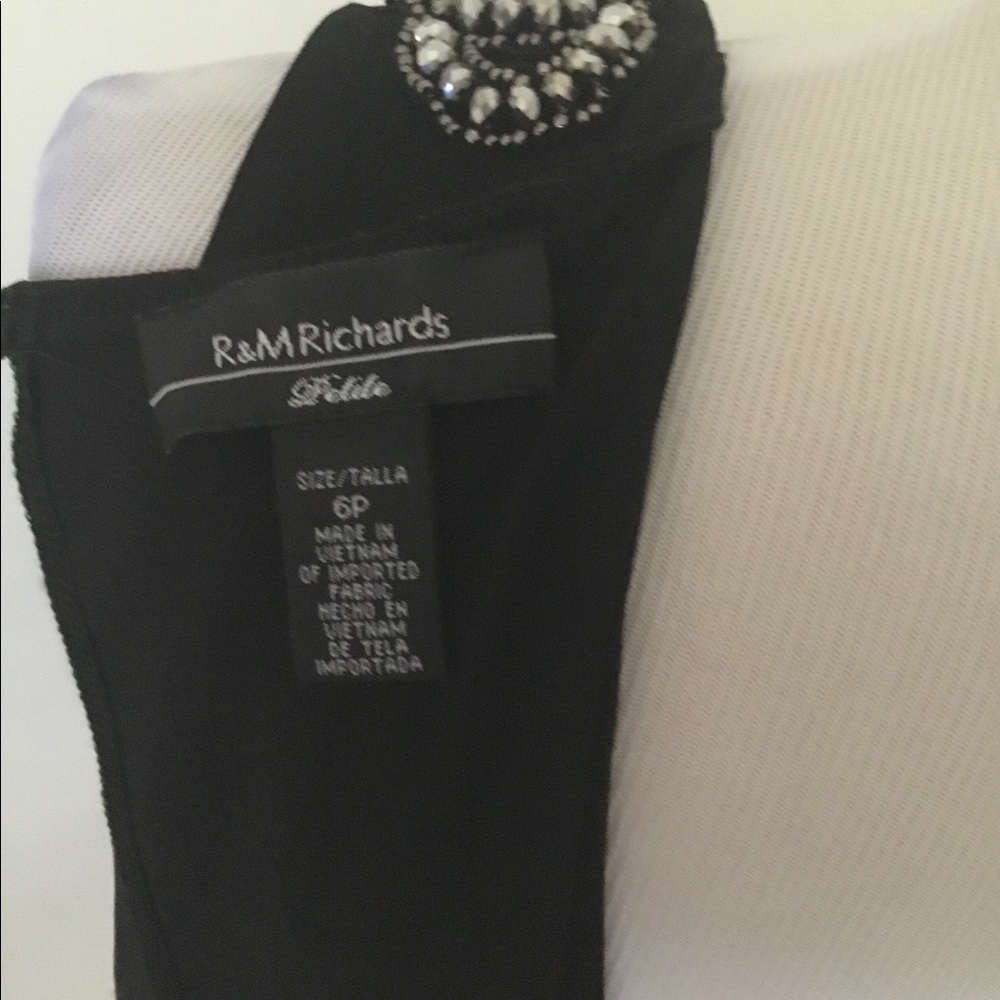 🌹2X HOST PICK🌹 R&M RICHARDS BLACK PETITE DRESS/ SIZE 6P - Picture 4 of 5